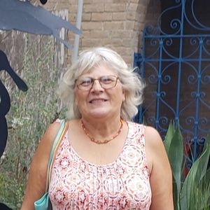 Meet your Posher, Joy